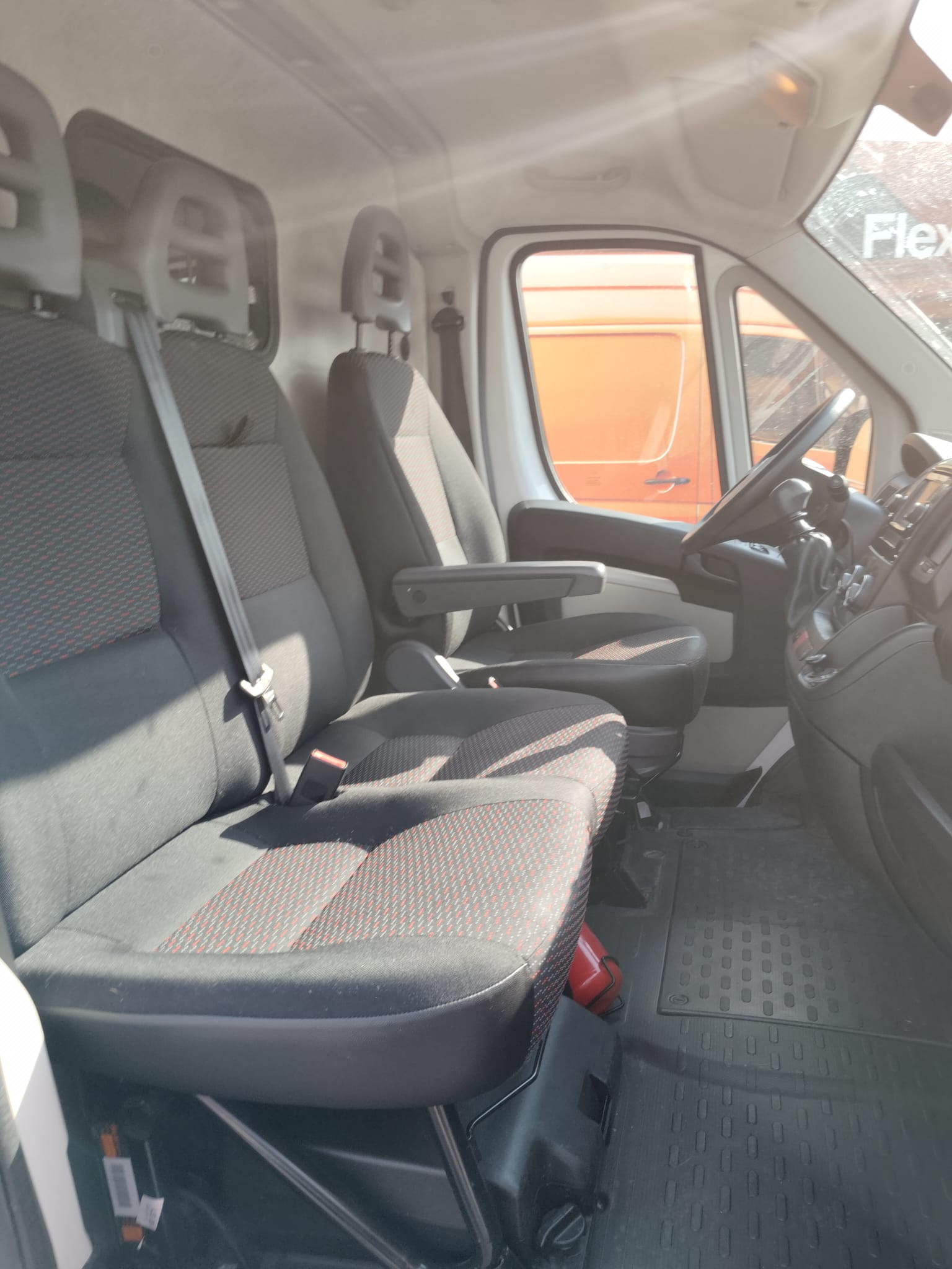 Imagen de WhatsApp 2025-07-08 a las 21.30.22_62d92bb6