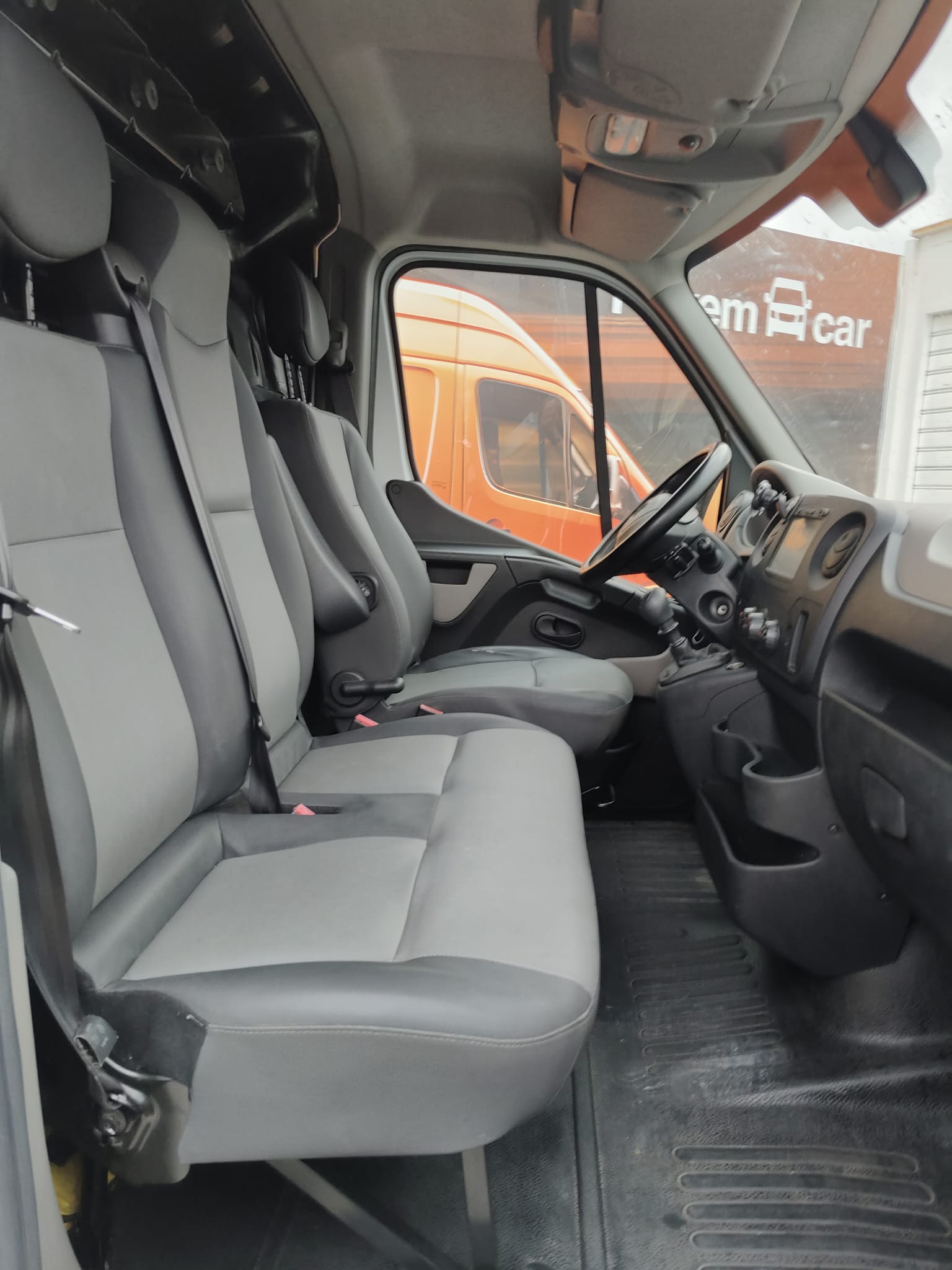 Imagen de WhatsApp 2025-07-10 a las 00.49.13_899ecf6a