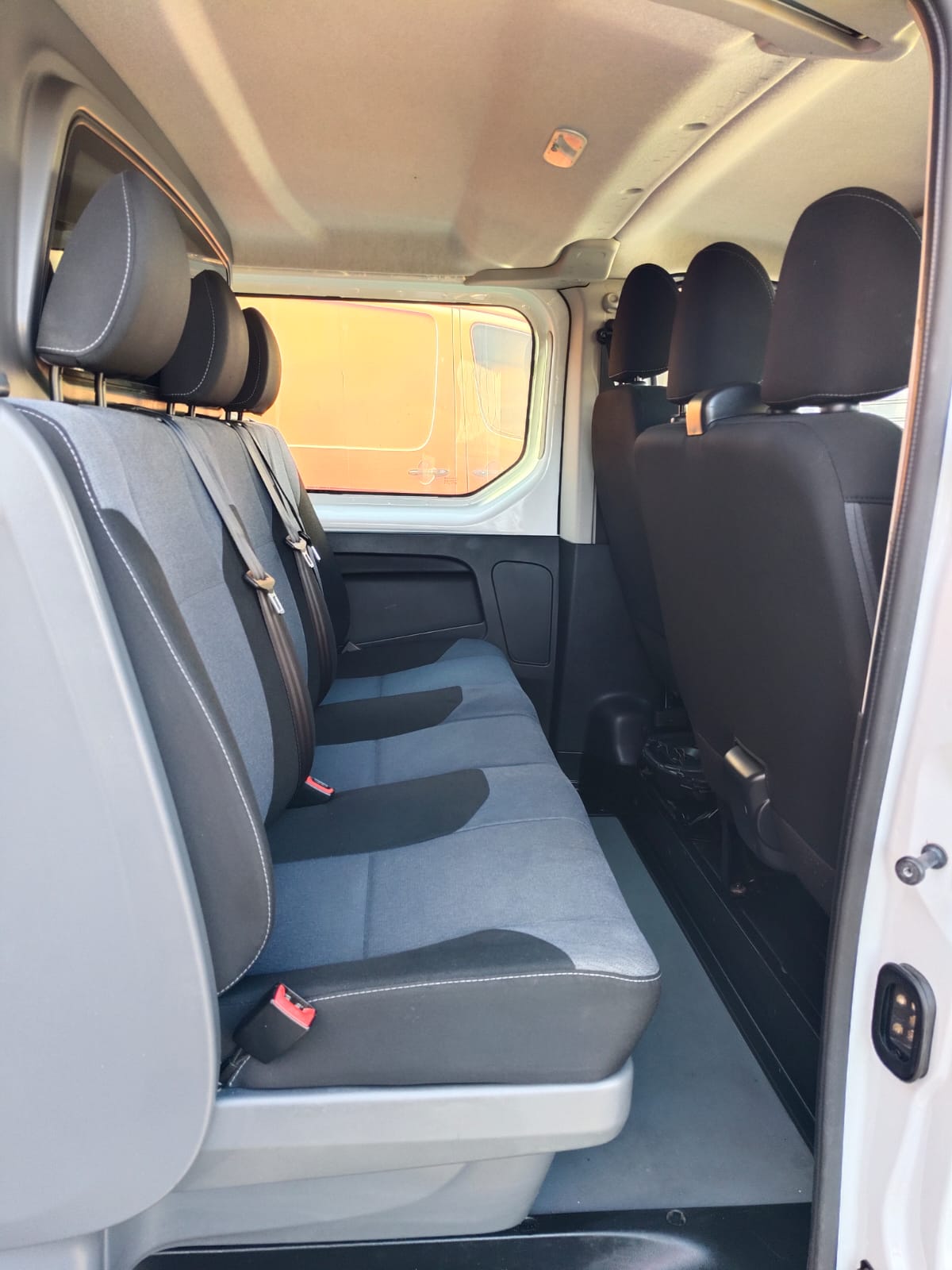 VIVARO 7